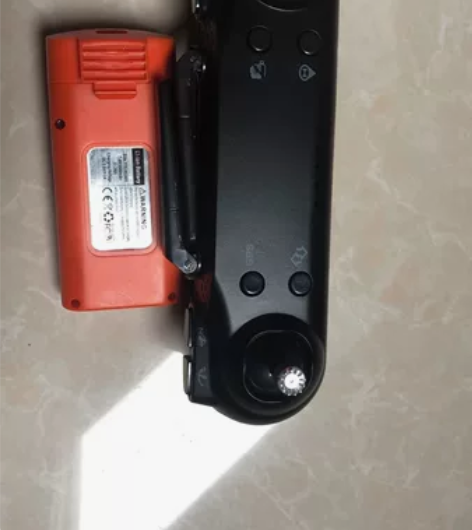 ZLL燕1初代 SG108S遥控器一个成色...