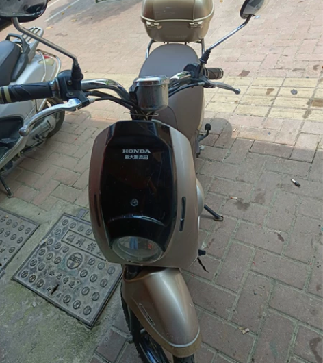 新大洲本田转让。骑行舒服，喜欢来自提。保3...