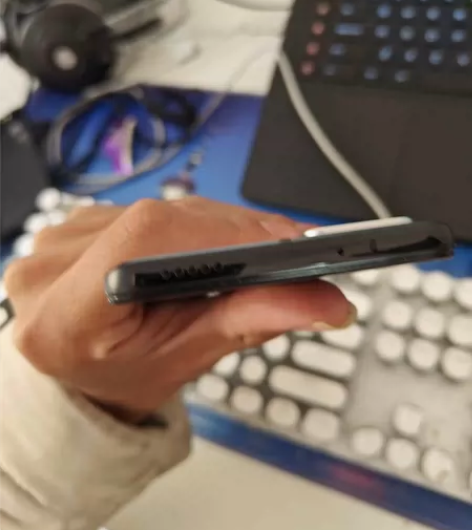 现转手一部红米k50至尊冠军版，裸机无手机...