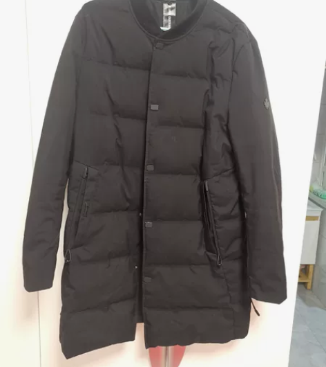 男款加厚羽绒服，180码，未洗过，几乎全新...