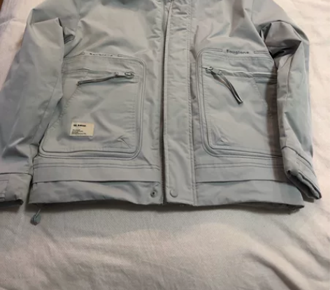 卖男士休闲款羽绒服，0度以上穿，洗过3次，...