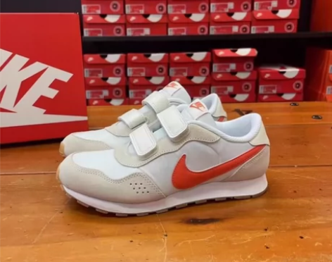 耐克童鞋春款运动鞋魔术贴149爆款 Nik...