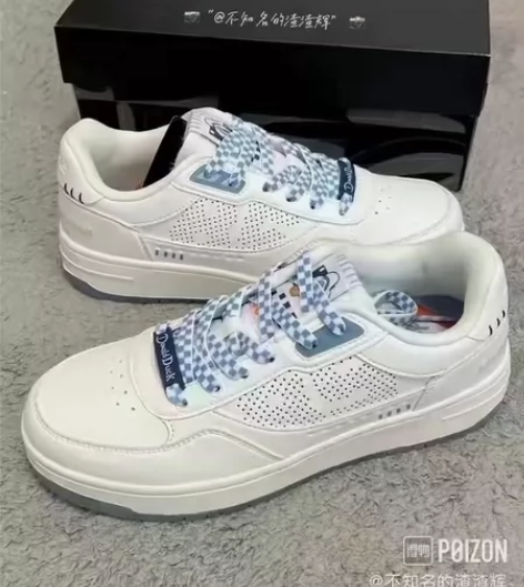 李宁迪士尼联名板鞋 白蓝色 全掌李宁云 脚...