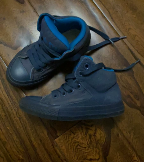 匡威帆布夹棉高帮布鞋，穿上非常酷帅！28码...