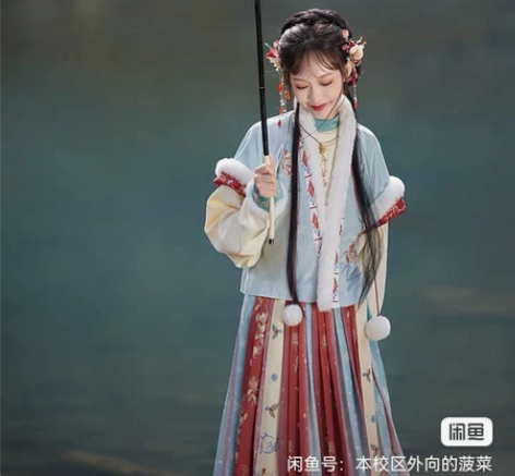 【汉服出租】七月夕 丝绒奶盖 唐制绣花短背...