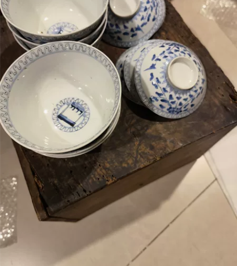 6只民国时期的青花老盖碗 6只青花盖碗，民...