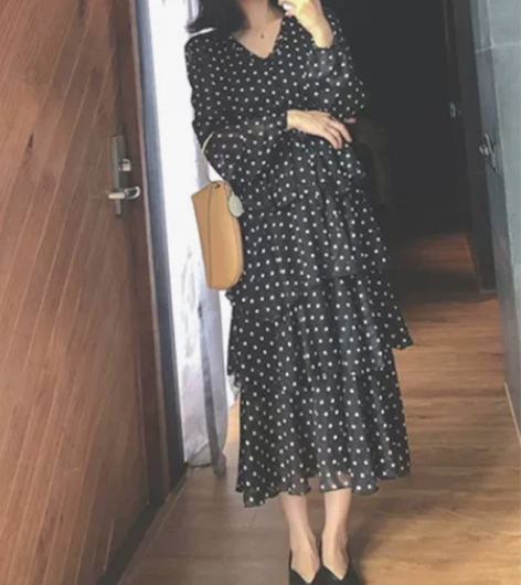 大码百分百雪纺波点连衣裙减龄蛋糕裙 感兴趣...