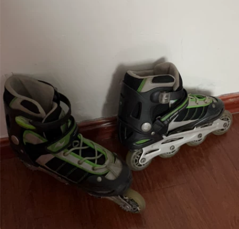 捷豹儿童直排可调轮滑鞋单排滑冰鞋 感兴趣的...