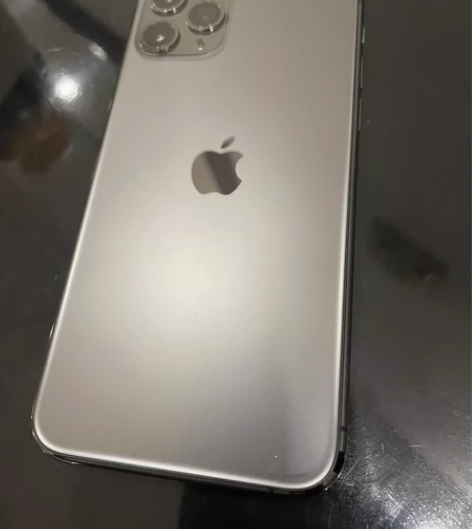 苹果11pro64g国行原封  无任何拆修...