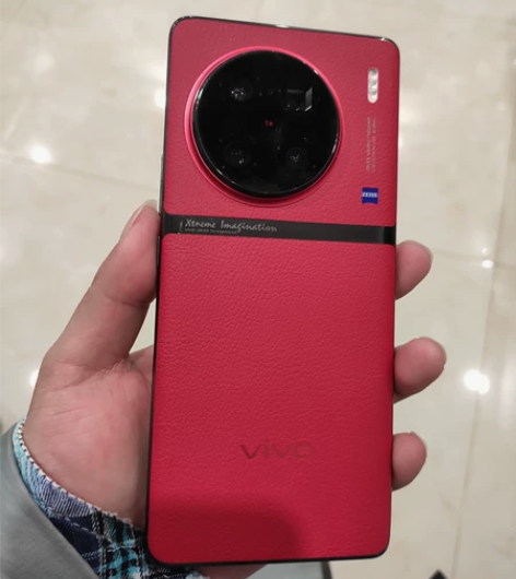 vivo x90 pro ，全套带发票，侧...