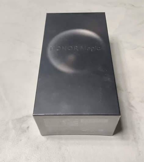 荣耀magic4-12+256黑色,未拆封...