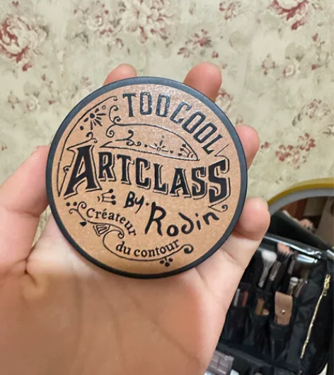 涂酷修容 几乎全新 旗舰店购入 大家可以对...