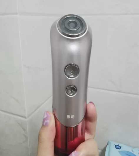 雅萌BLOOM电子美容仪，白光的，就刚买的...