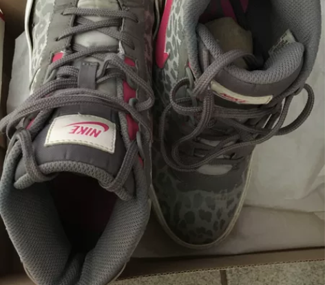 NIKE HACHI 耐克运动鞋 正品包邮...