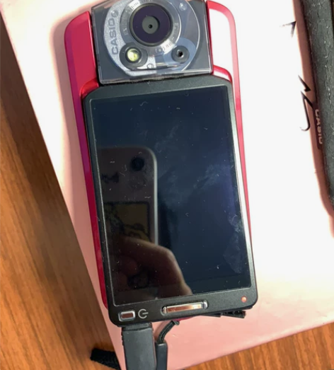 卡西欧自拍神器TR150  传感器尺寸：1...