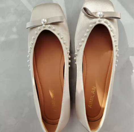 全新仅试穿40码单鞋，大脚宽脚粗跟复古玛丽...