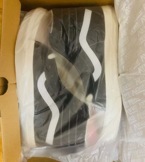 VANS 高帮板鞋  43码  黑灰款 只...