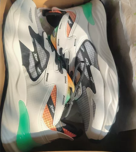 XTEP/特步 全新未穿，有原盒 实体店购...