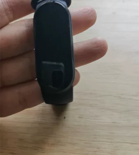 小米手环6 去年过年时候买的 几乎全新 盒...