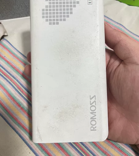 罗马仕充电宝 20000mah 感兴趣的话...