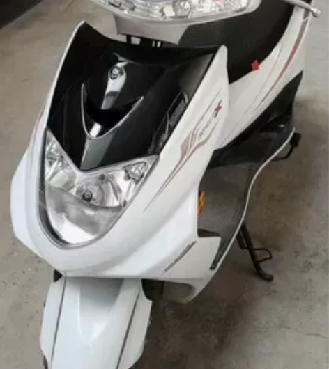 烧油摩托车125排量，实物拍摄，功能完好，...