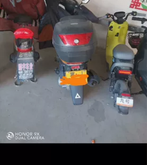 天鹰100踏板摩托车。5千多公里。带牌照有...