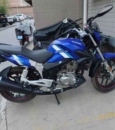 出售一台宗申摩托车 接近全新 型号ZS15...