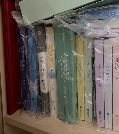出小说 青春文学 都是买来无聊时候看的结果...