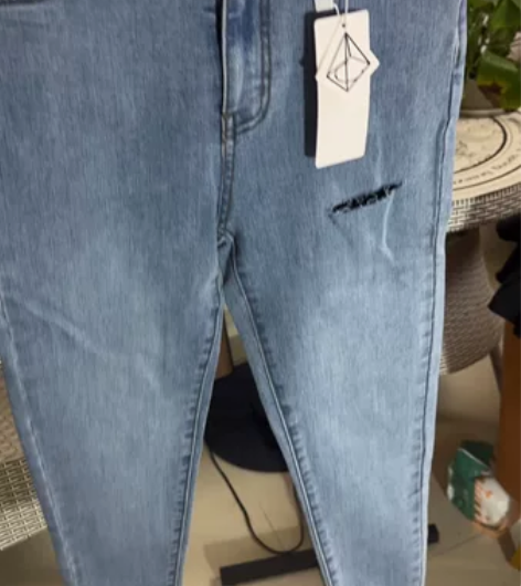 周洁琼同款破洞牛仔裤女显瘦包臀修身小脚裤2...