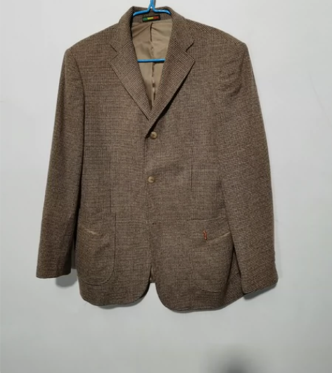 迪莱王子男士西服，衣长77胸围56穿到14...