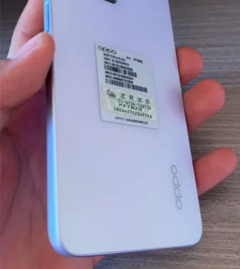 这是妈妈自用的oppoa57用了两个半月当...