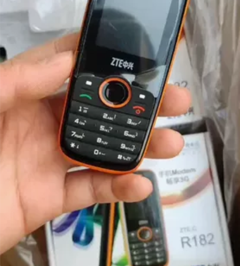 全新中兴 R182直板电信手机 电信3G无...