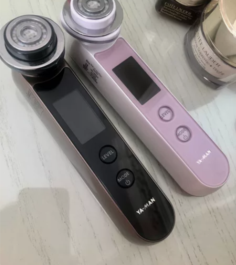 两款YAMAN雅萌美容仪。都购于东京BIG...