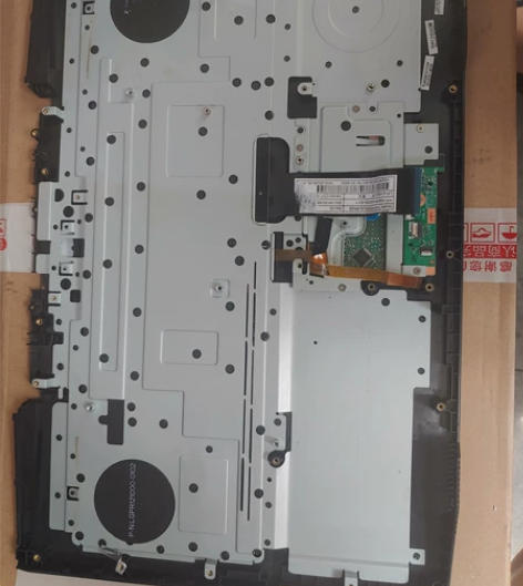 战神Z7M-KP7G C面，键盘个别按键不...