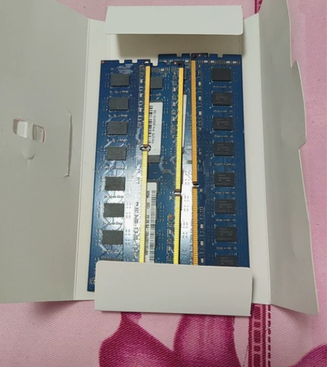 惠普内存条4GB，2R8几乎全新，无暇，电...