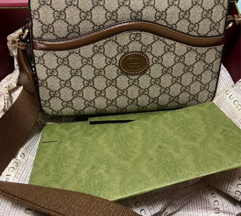 全新带吊牌Gucci 古驰男邮差包、 GU...