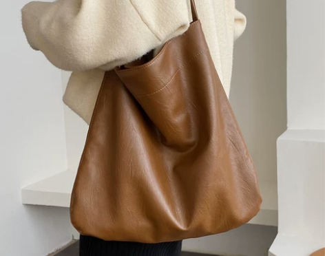 出闲置大包,皮软好用,20元,全场满50非...