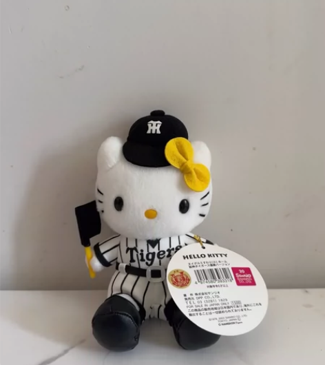 2003年棒球Hello kitty 坐姿...