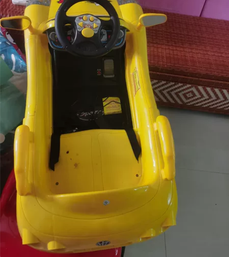 两到三岁宝宝的充电电动遥控车便宜出售，仅限...