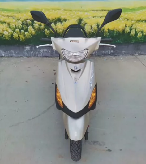 二手摩托车，踏板车，女装车雅马哈巧格100...