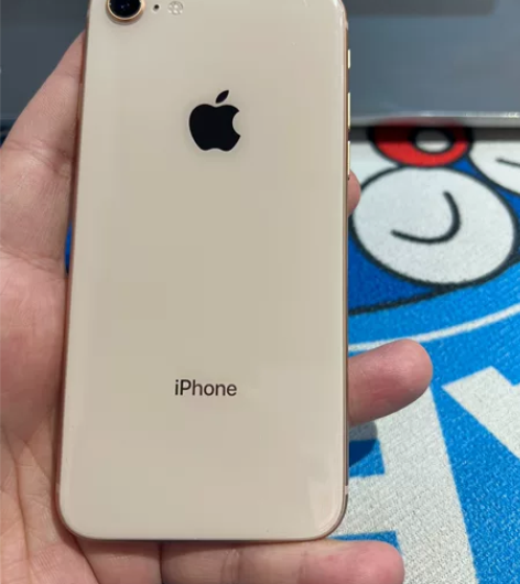 苹果8 国行64G，检测换过电池，电池健康...