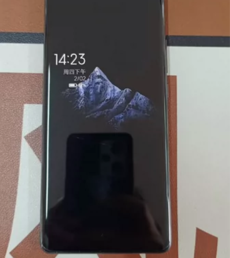 出一台小米12Pro 8+256 没有磕碰...