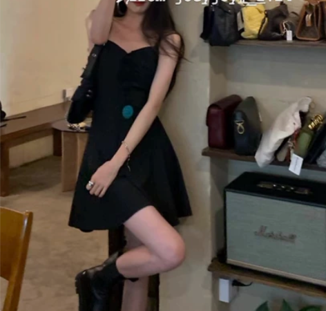 JOEYJOY酒一吊带连衣裙夏小众设计小黑...