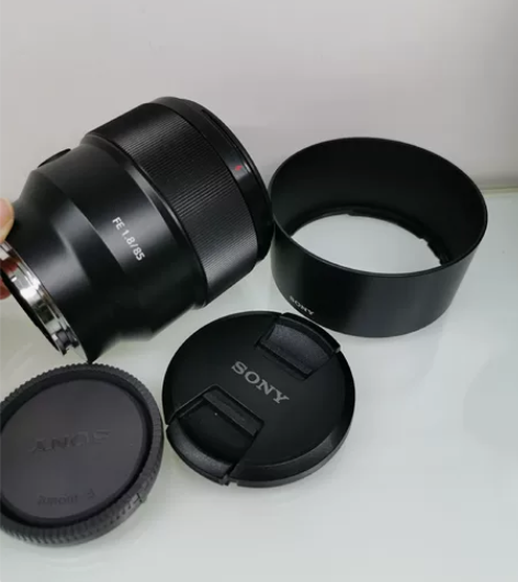 索尼fe85/1.8人像镜头，98新，镜片...