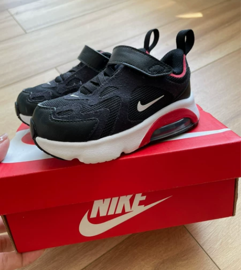 Nike耐克童鞋，尺码7c，内长13厘米，...