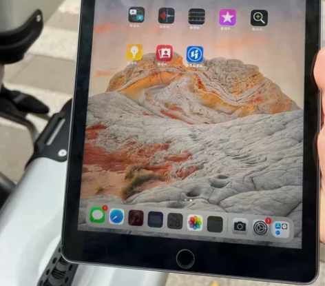 便宜出 个人原因便宜卖二手平板 iPad2...