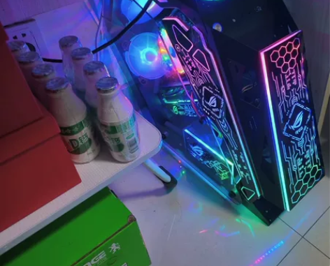 机箱风扇x4(不是机箱) 感兴趣的话点“我...