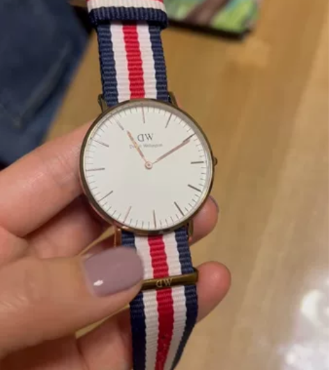 DW手表 苹果无滤镜拍摄 保证正品 二手闲...