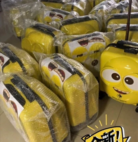 闲置一批箱包，实体店不开了，便宜处理 大小...