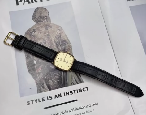 2400 浪琴longines方块中古手表...